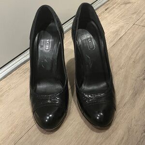 Coach patent leather Size 7 1/2